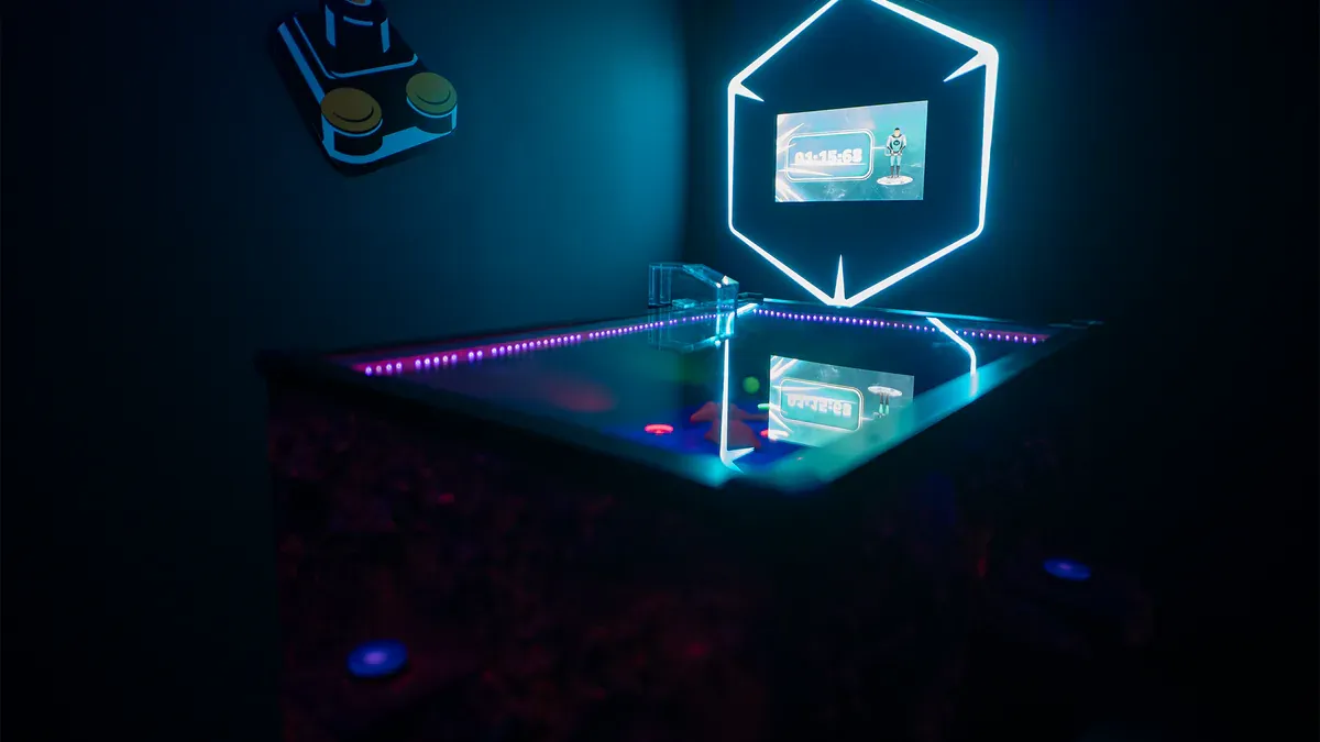 Crystal Maze challenge room by CUBE Challenges — photo 1 of 3