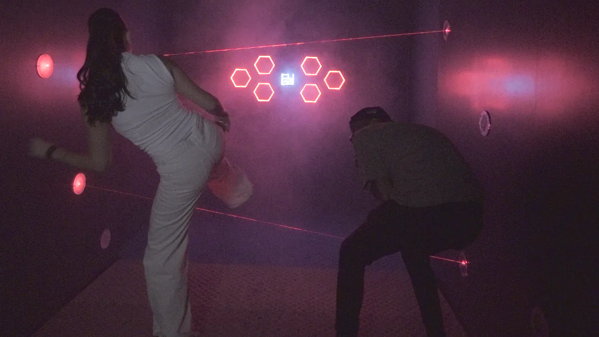 Laser Maze challenge room by CUBE Challenges — photo 2 of 3