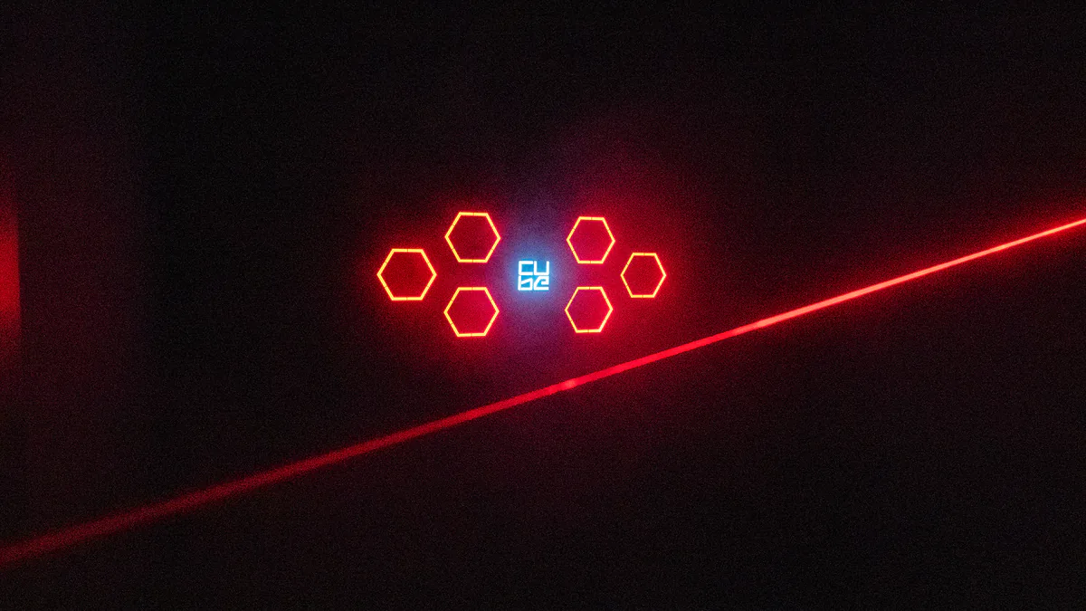 Laser Maze challenge room by CUBE Challenges — photo 3 of 3