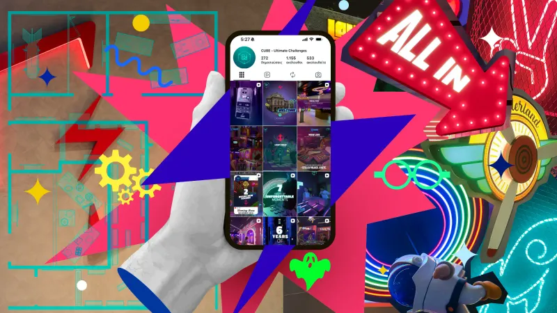 Un móvil con el feed social de CUBE — publicaciones de campaña para locales de toda la red